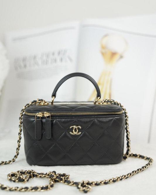 Top Handle Vanity Case