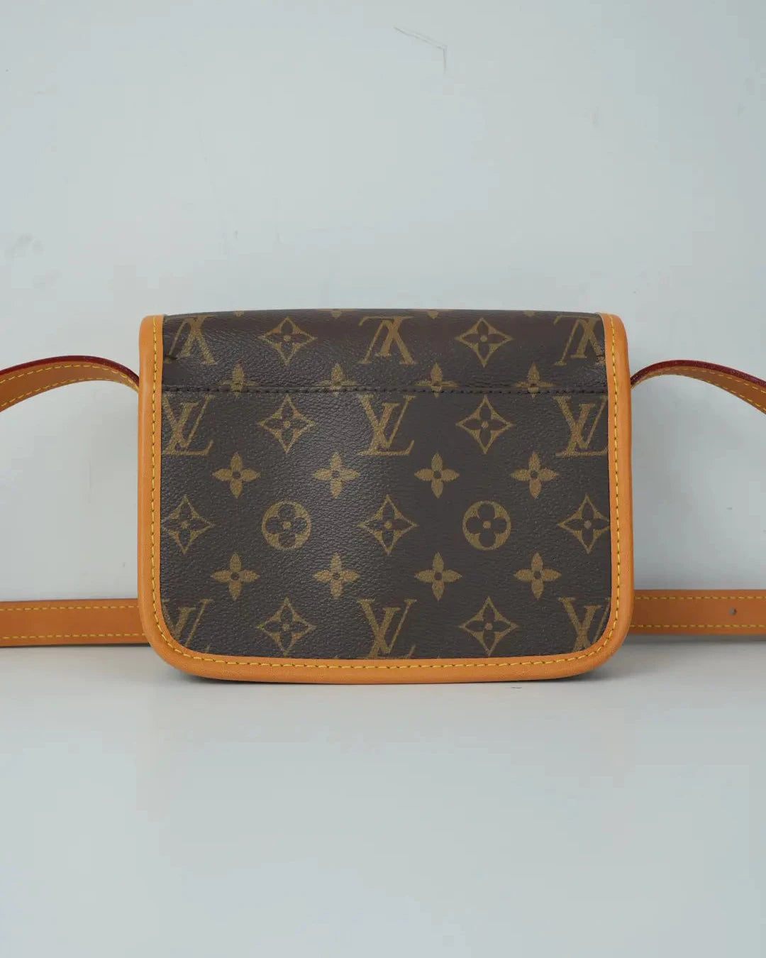 Satchel Wearable Wallet