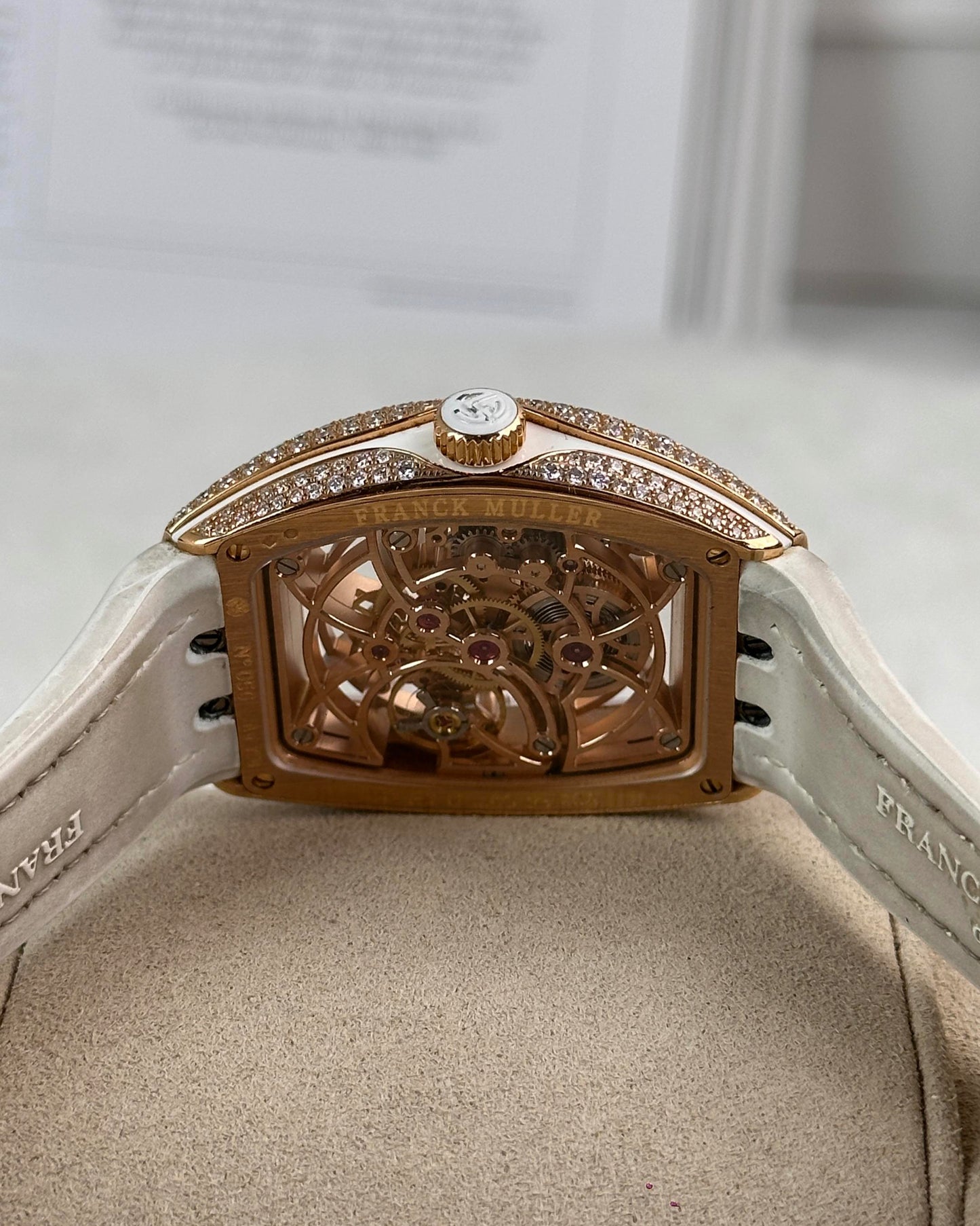 Vanguard Lady Skeleton