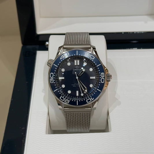 EDIT Omega Seamaster Diver 300m Co-Axial Master Chronometer 42mm James Bond 007 60th Anniversary